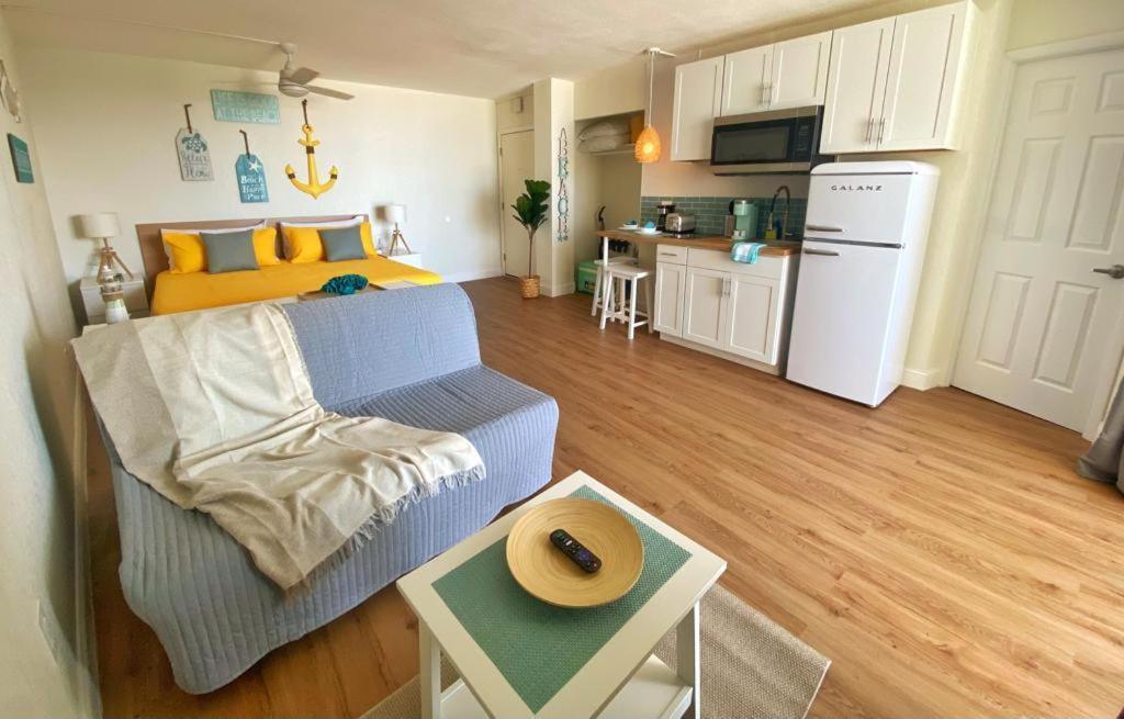 Sea Dip Resort Studios! デイトナ・ビーチ エクステリア 写真