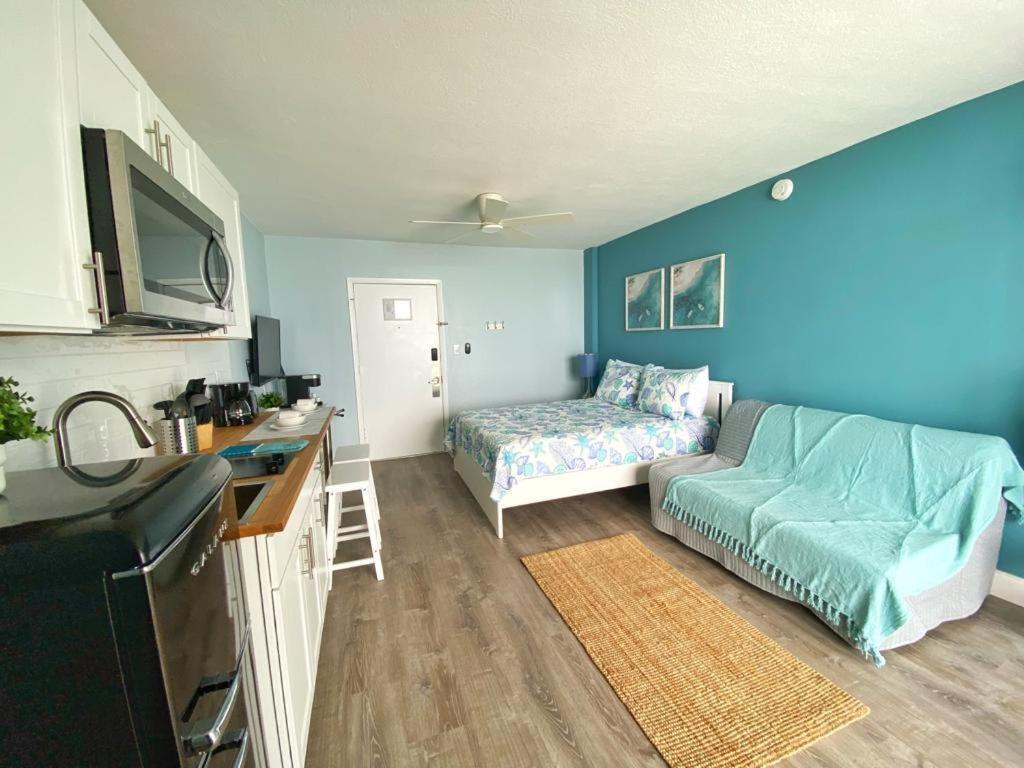 Sea Dip Resort Studios! デイトナ・ビーチ エクステリア 写真